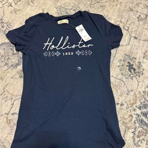 NWT Hollister Women's Dark Blue Graphic Tee